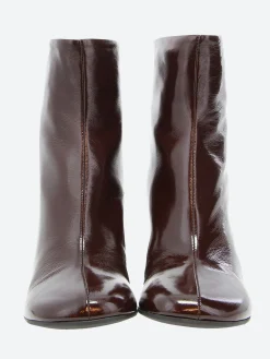 Ada 13 in Tmoro Glaze