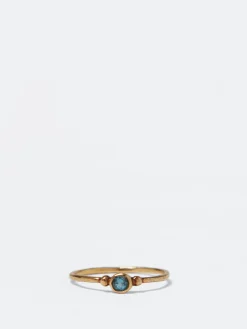 Alix D. Reynis - Isis Ring