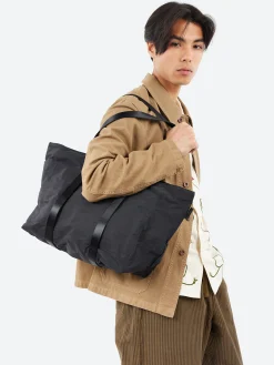 Amiacalva - Medium Gabardine Tote in Black