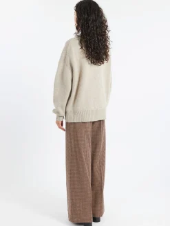 &Daughter - Balla Slouch V-Neck in Beige