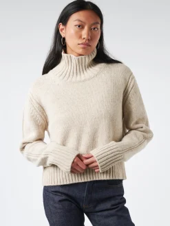 &Daughter - Fintra Lambswool Crop in Linen