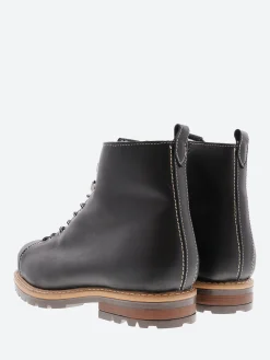 Anfibio - Anders in Black