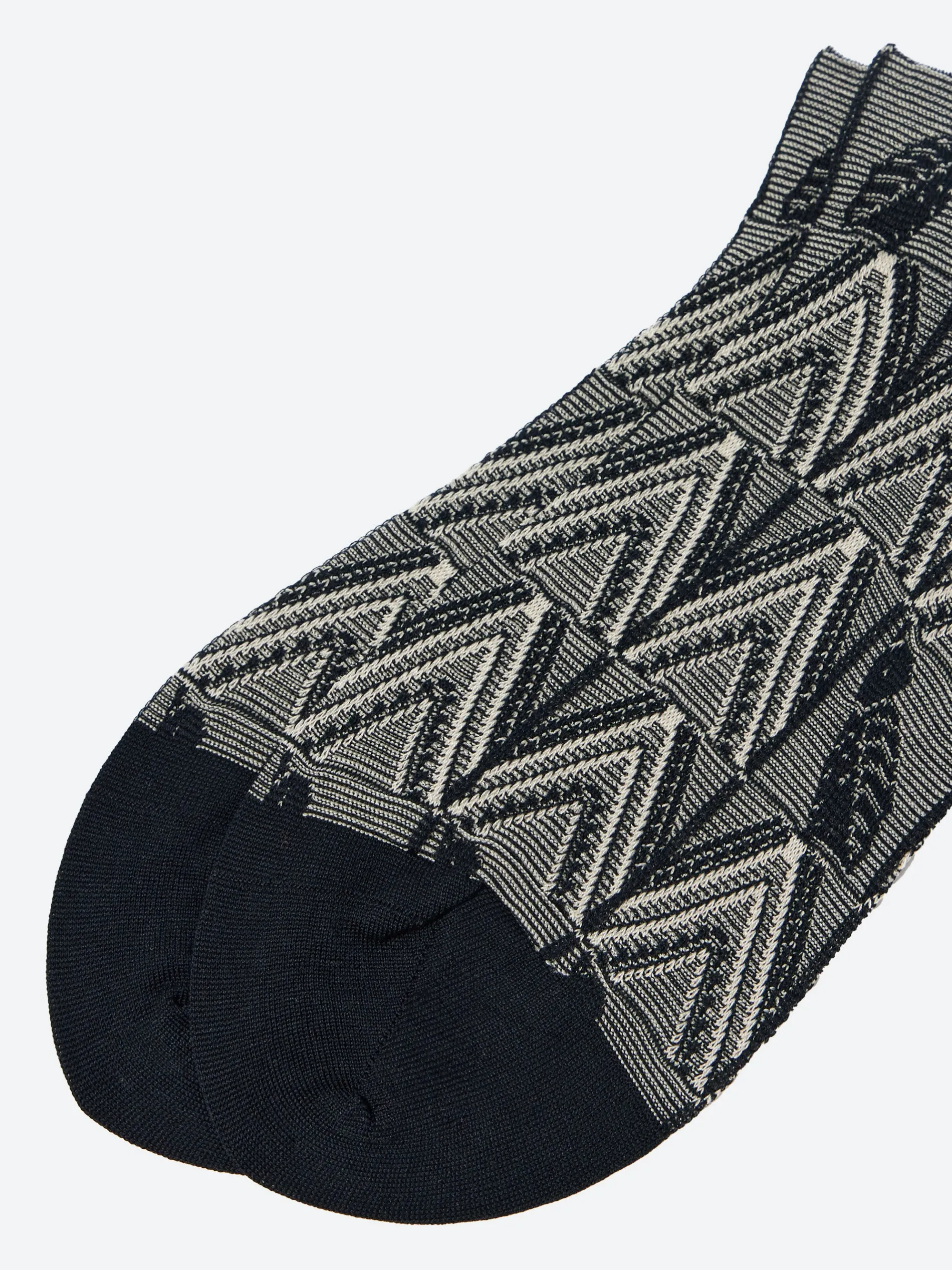 Antipast - Leaf Bird Short Socks in Black