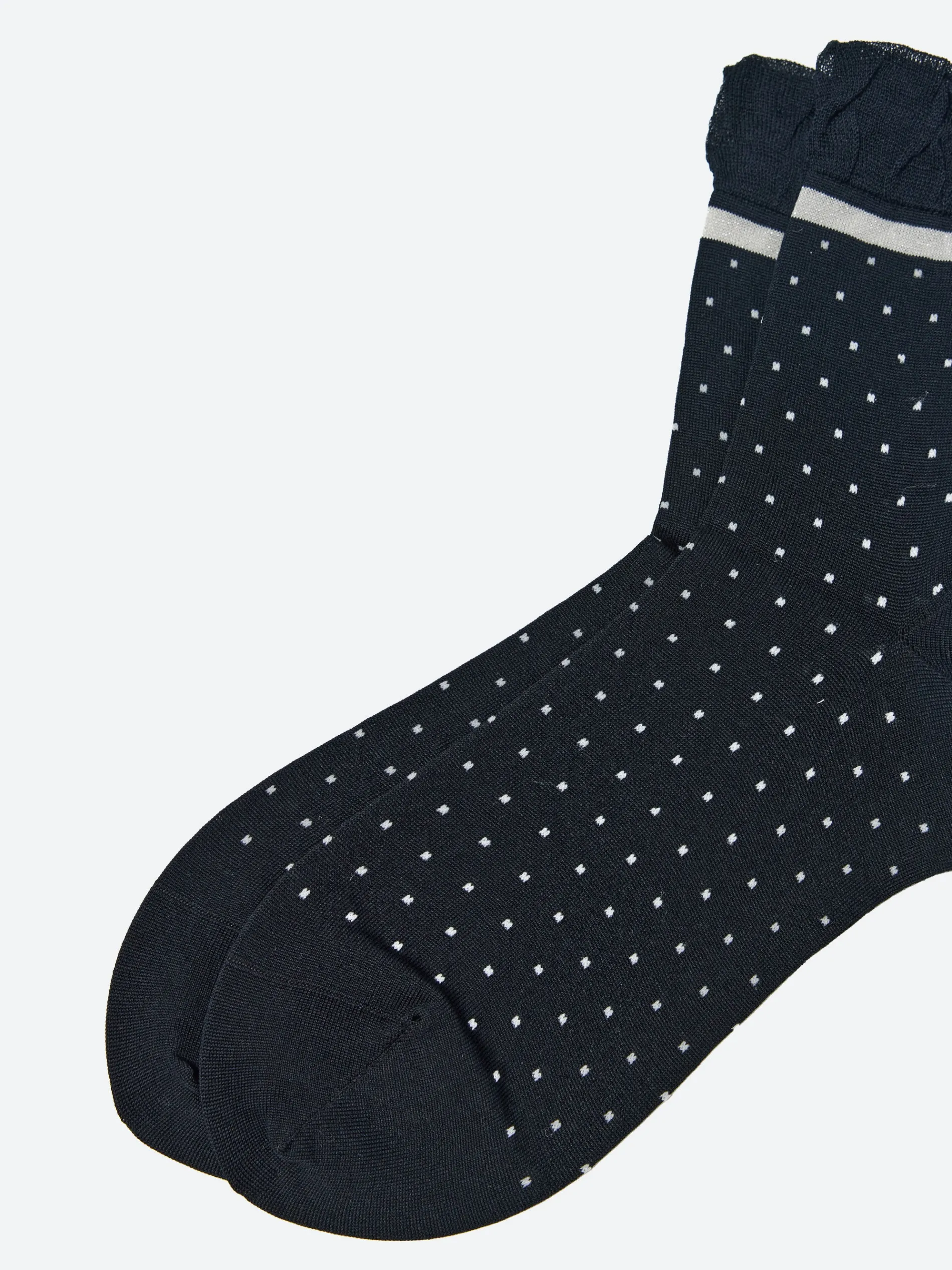 Antipast - The Sky Point Ankle Socks in Black