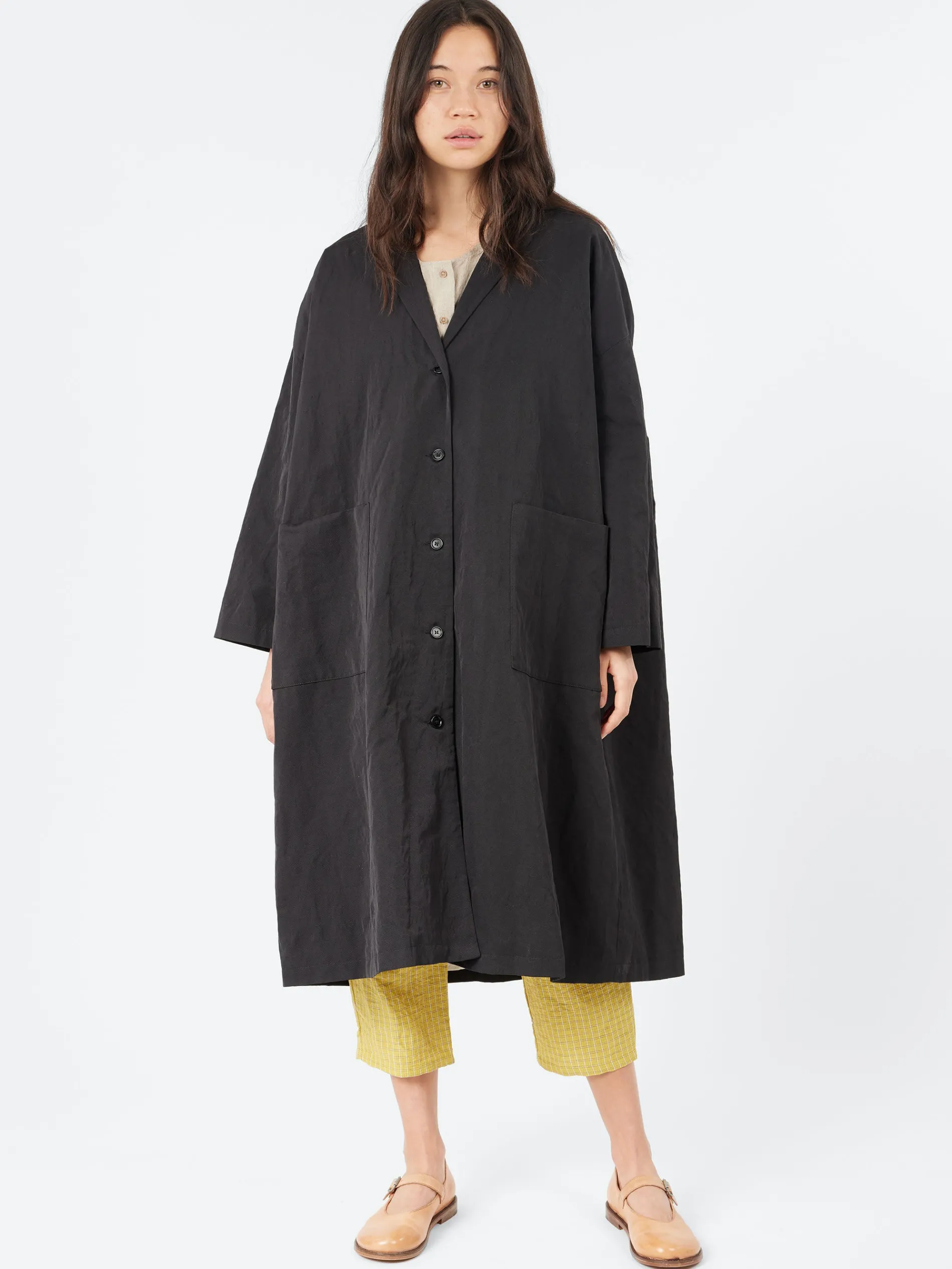 ApuntoB - P1948 Long Coat in Black