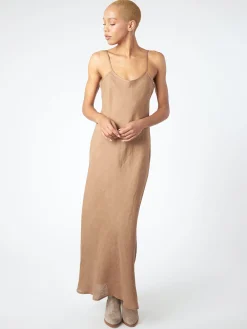 Baserange - Dydine Dress in Ocular