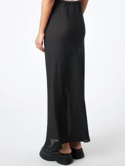 Baserange - Dydine Skirt in Black
