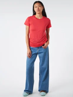 Baserange - Tee Shirt in Dio Red