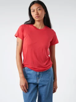 Baserange - Tee Shirt in Dio Red