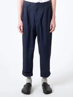 BEAMS PLUS - 2 Pleat Chino in Navy