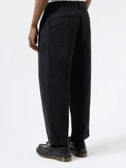 BEAMS PLUS - 2 Pleat Chino in Black