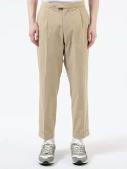 BEAMS PLUS - 1 Pleat Comfort Cloth Travel Trousers in Beige