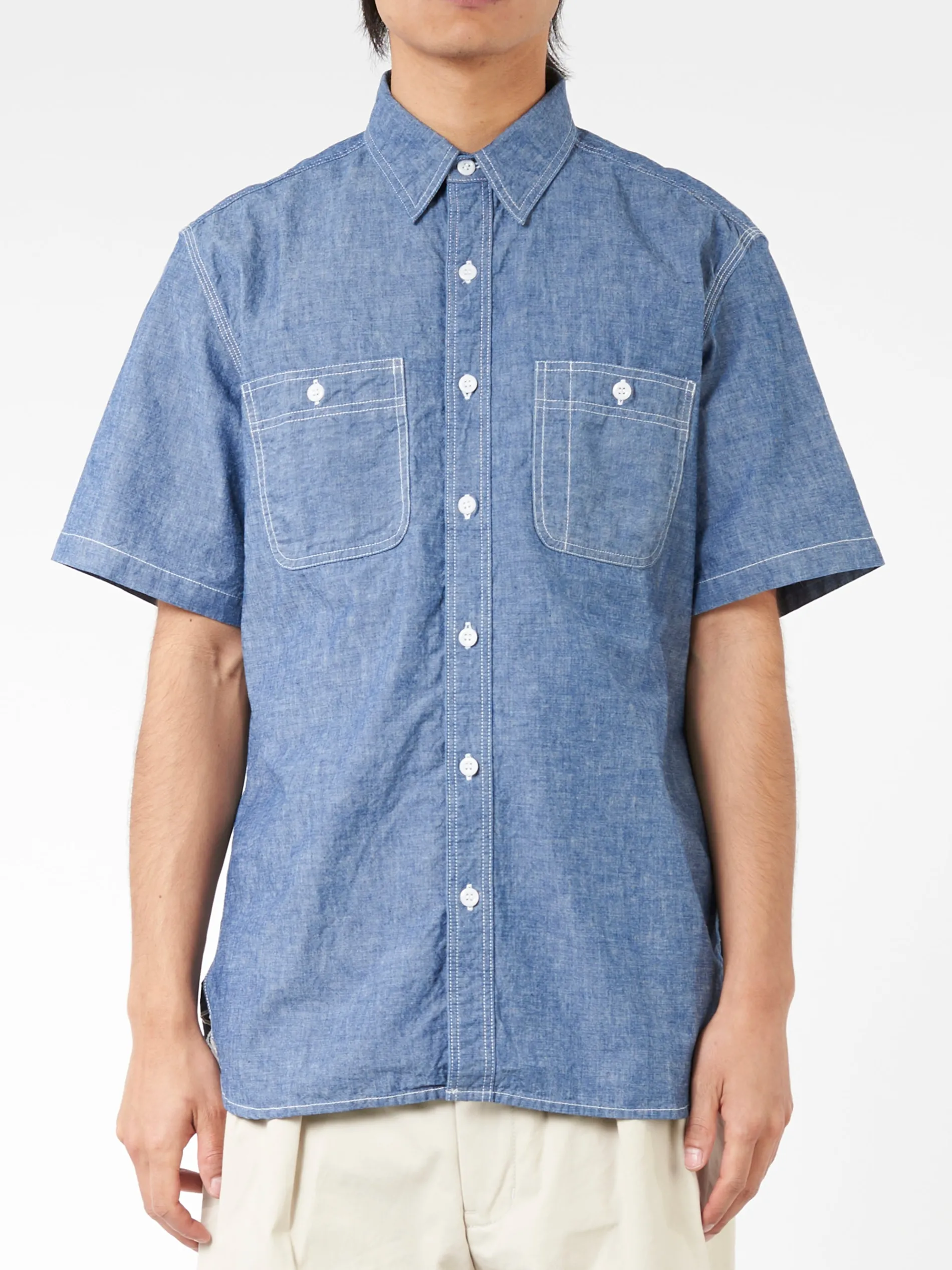 BEAMS PLUS - Chambray Short Sleeve Work Shirt in Blue