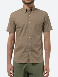 BEAMS PLUS - Color Broad Short Sleeve Button Down Shirt in Beige