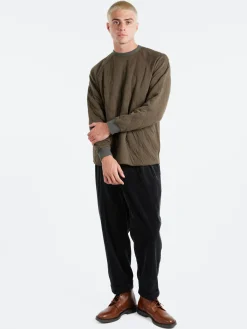 BEAMS PLUS - MIL Quilt Crew in Olive