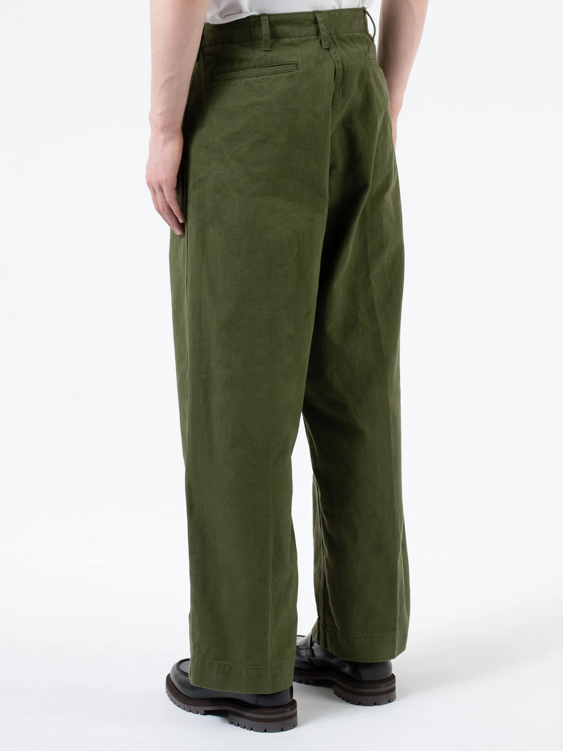BEAMS PLUS - Mil Trousers in Olive