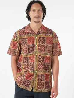 BEAMS PLUS - Open Collar Block Print Shirt in Plant