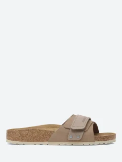 Birkenstock - Oita (Narrow) in Taupe