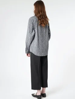 Blue Blue Japan - Yama-komon Shirt in Indigo