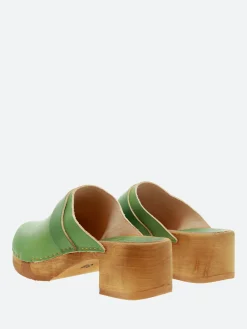 Bosabo - Anna Clogs in Verte Pomme Vegetal