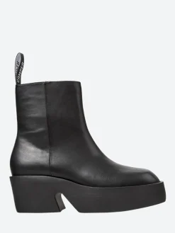 Camper - Billie Ankle Boots in Black