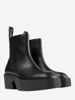 Camper - Billie Ankle Boots in Black