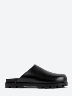 Camper - Brutus Clogs in Black