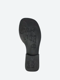 Camper - Dana in White