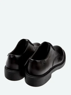 Camper - Dean in Black