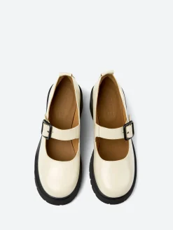 Camper - Milah Mary Jane in White Natural