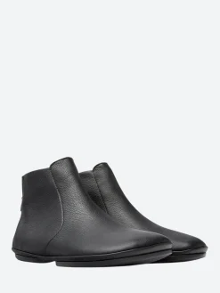 Camper - Right Nina Ankle Boots in Black