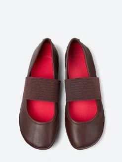 Camper - Right Nina in Burgundy