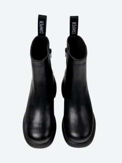 Camper - Thelma II Ankle Boots in Black