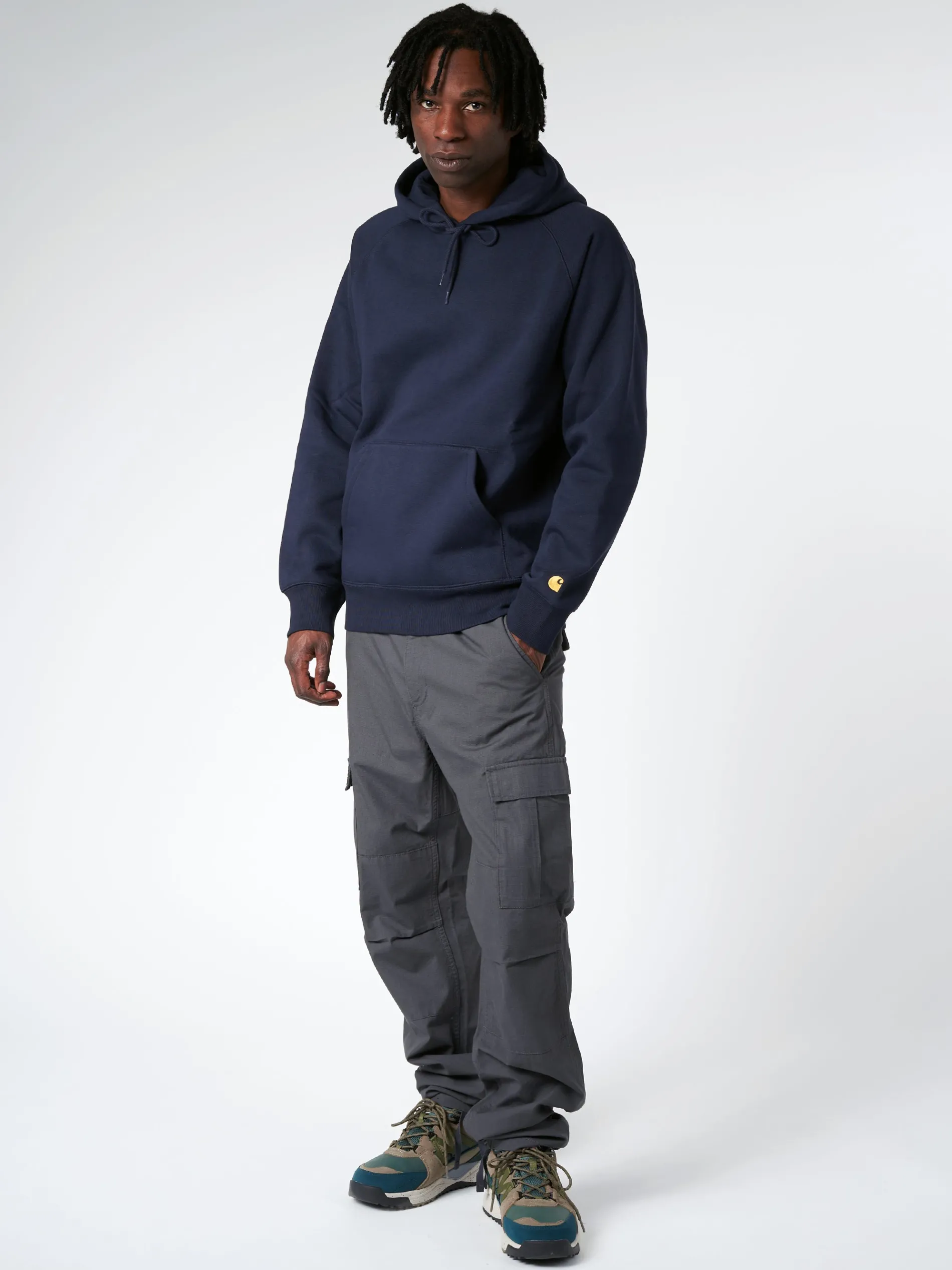 Carhartt WIP - Hooded Chase Sweatshirt in Dark Navy/Gold