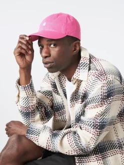 Carhartt WIP - Madison Logo Cap in Magenta