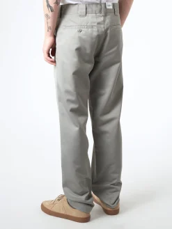 Carhartt WIP - Master Pant in Marengo