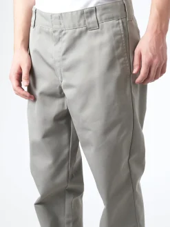 Carhartt WIP - Master Pant in Marengo