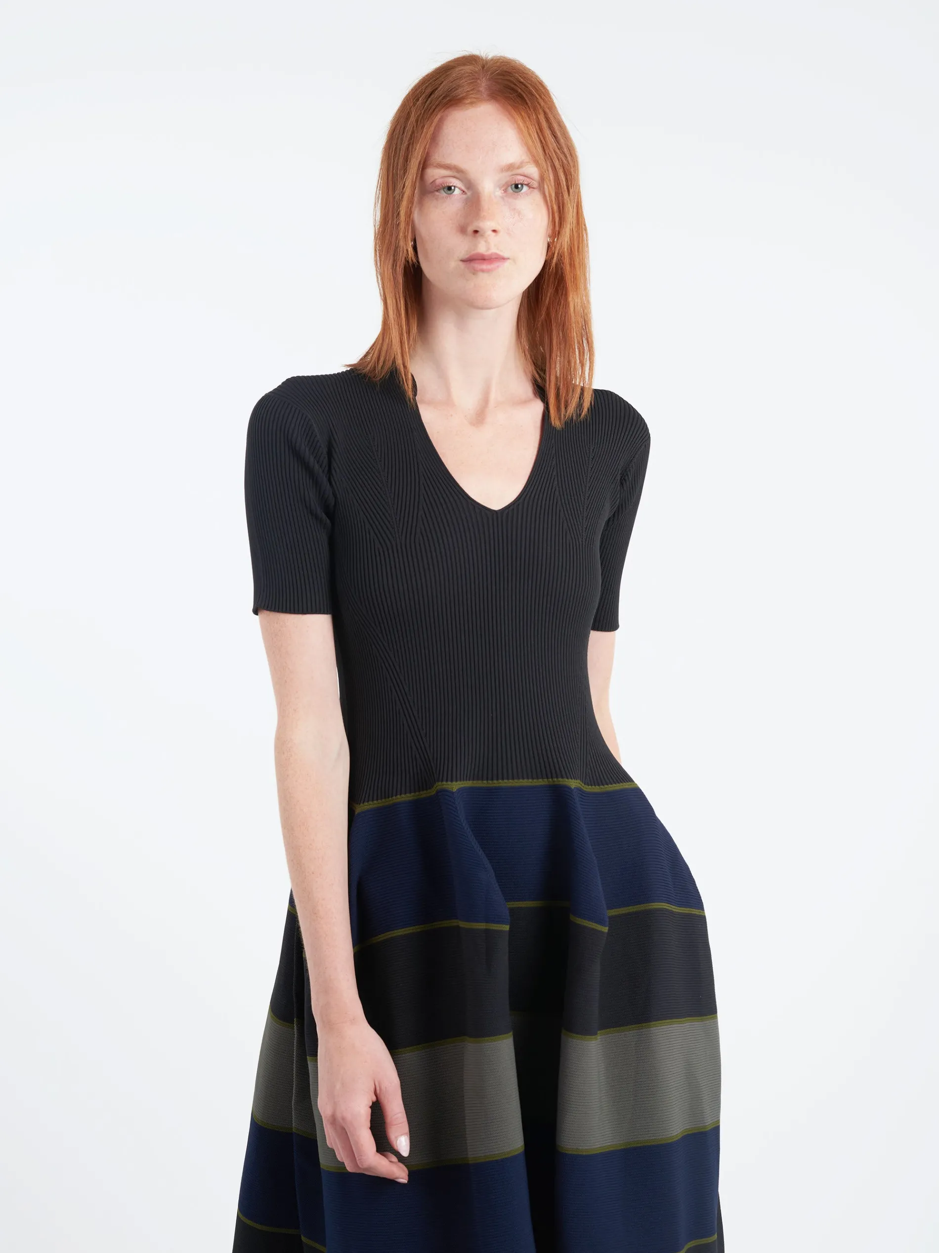 CFCL - Pottery Stand-Up Collar Short Sleeve Dress in Black and Multi