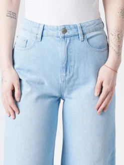 Chloé Stora - Ramona Jean in Bleach (Light Blue)