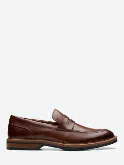 Clarks - Aldwin Step Loafer in Mid Tan Leather