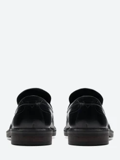Clarks - Aldwin Step Loafer in Black