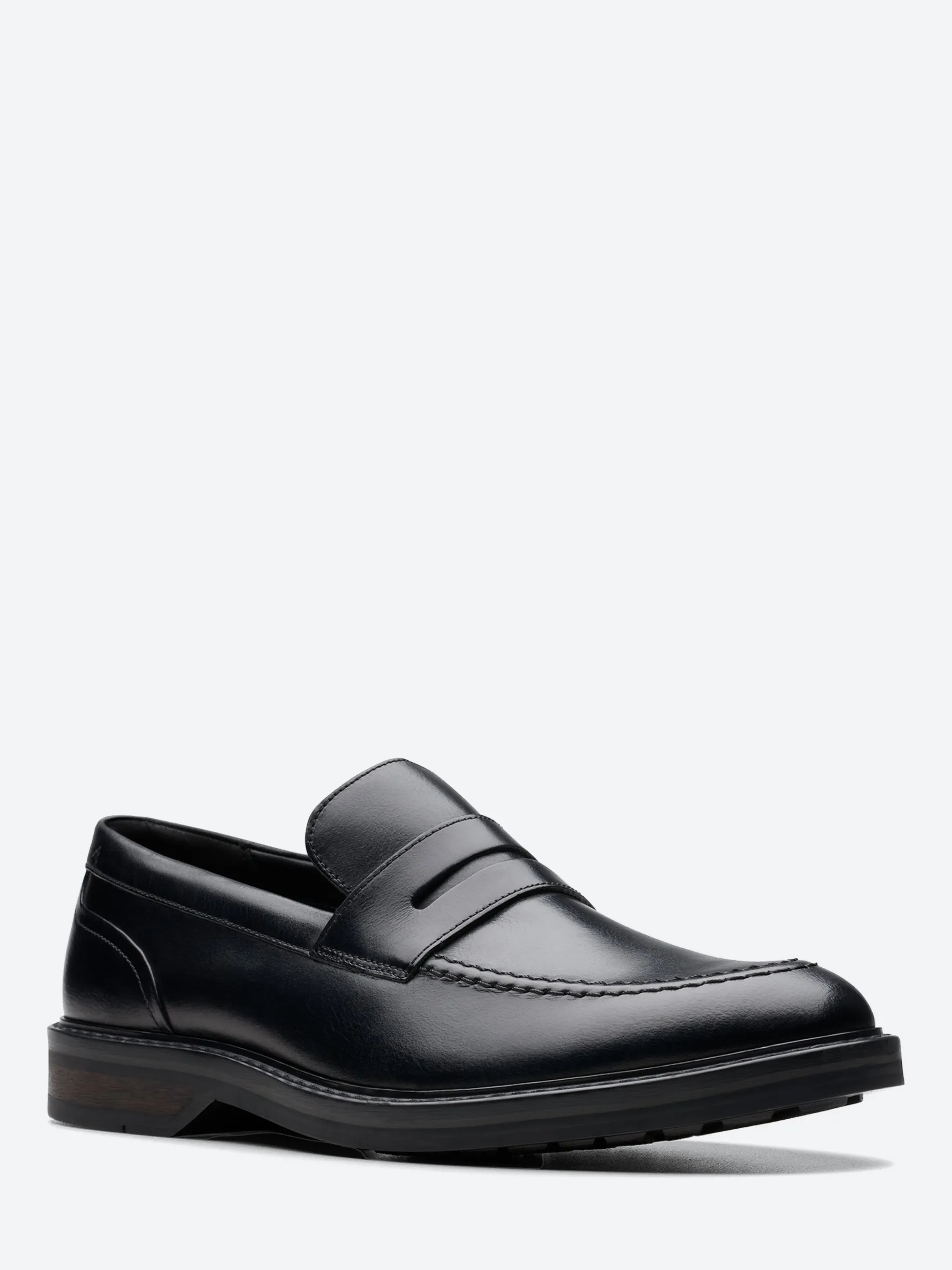 Clarks - Aldwin Step Loafer in Black