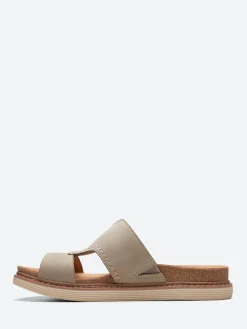 Clarks - Arwell Walk in Stone Nubuck