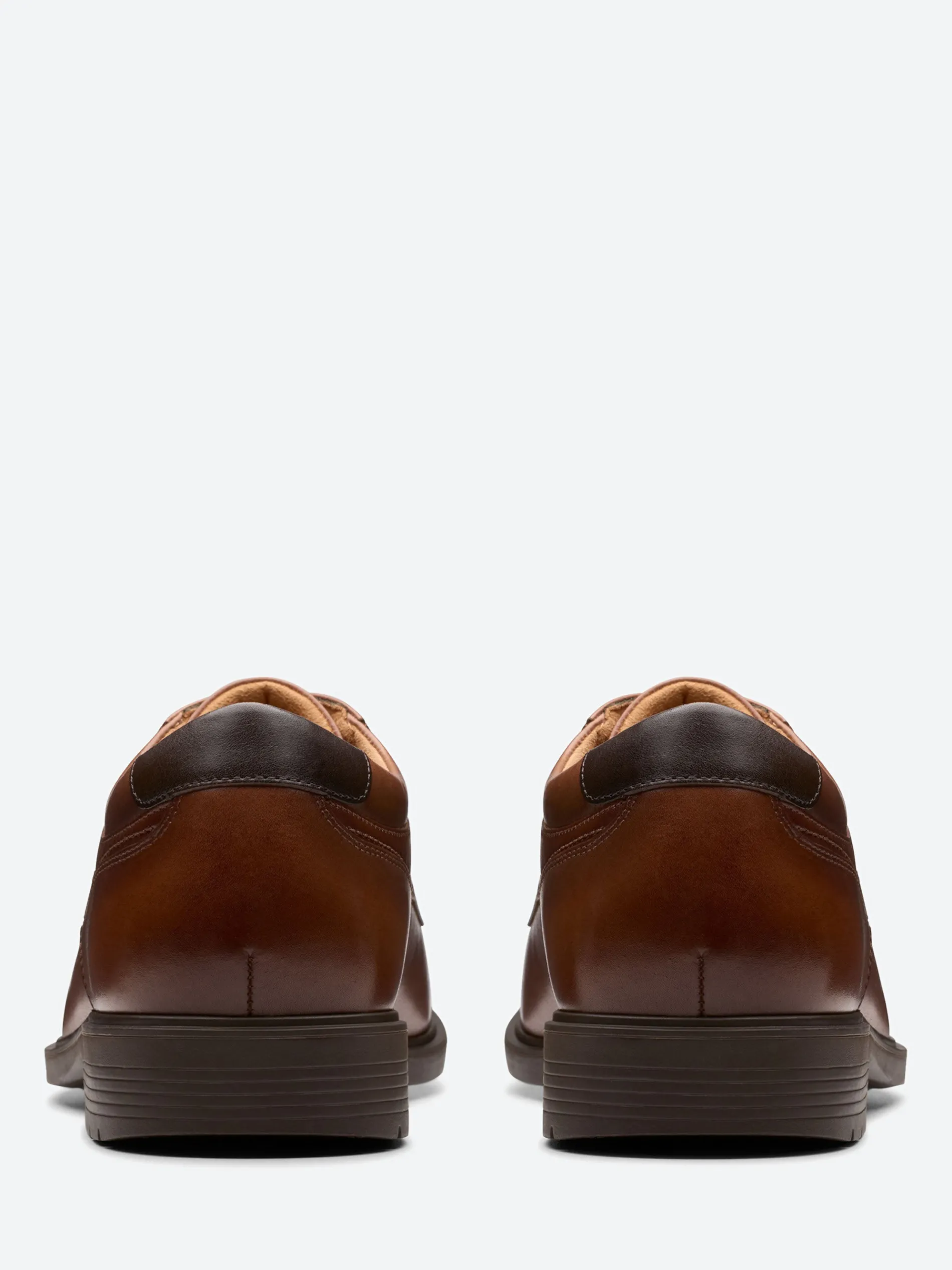 Clarks - Eldredge Cap in Dark Tan