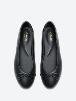 Clarks - Fawna Lily in Black