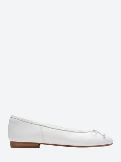 Clarks - Fawna Lily in White