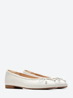 Clarks - Fawna Lily in White