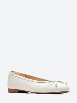 Clarks - Fawna Lily in White