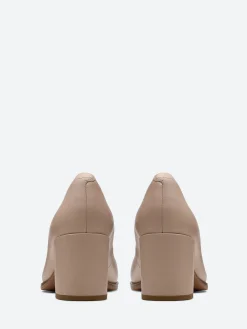 Clarks - Freva55 Court in Sand Leather