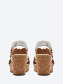 Clarks - Giselle Dove in Off White Leather